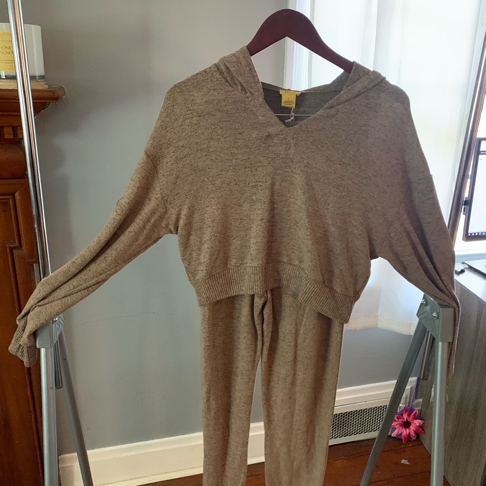 COMFY WHEAT BROWN MATCHING SET